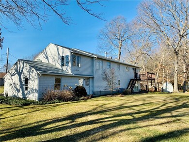 59 Pond View Dr, Warwick, RI 02886 - photo 4