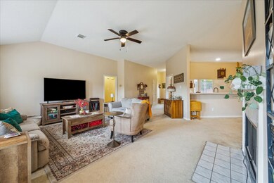 2913 Paisley Meadow Dr, League City, TX 77573 - photo 3