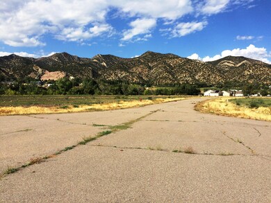 Looking East from W Cul de sac