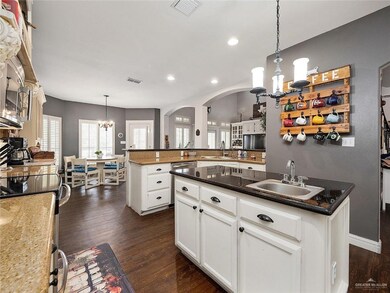 1004 Justin Cir, Donna, TX 78537 - photo 5