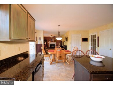 19 Cubbler Ct, Bechtelsville, PA 19505 - photo 7