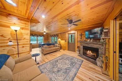 5864 E Brocktown Rd, Moravian Falls, NC 28654 - photo 6