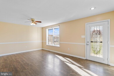 161 Cedar Ridge Dr, Berkeley Springs, WV 25411 - photo 7