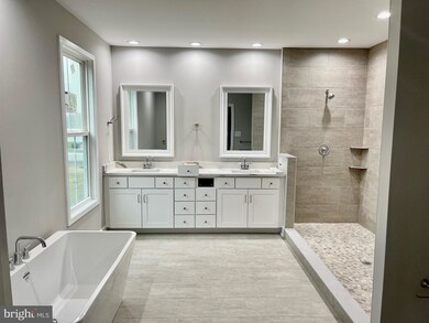 190 Moonstone Dr, Kearneysville, WV 25430 - photo 4