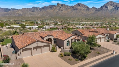 11028 N Pusch Ridge View-photo by kccrea