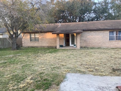 210 Tahiti Dr, Weslaco, TX 78596 - photo 7