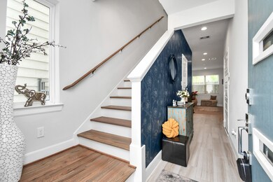 502 W Donovan St unit E, Houston, TX 77091 - photo 3