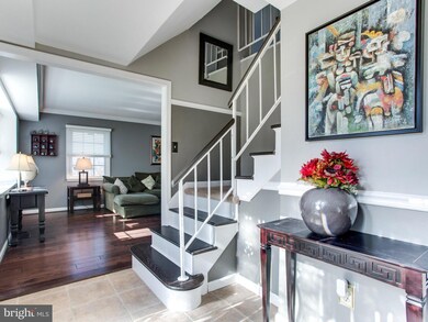 13016 Point Pleasant Dr, Fairfax, VA 22033 - photo 3