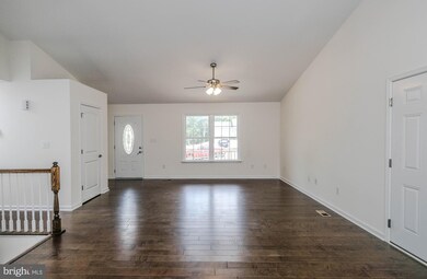 703 Cardinal Dr, Front Royal, VA 22630 - photo 4