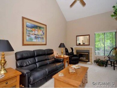 201 Cheyenne Ct, Asheville, NC 28803 - photo 4