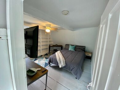 134 Spring St unit 3, Newport, RI 02840 - photo 4