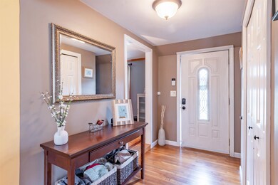 25 Berkshire Rd, Nashua, NH 03064 - photo 3