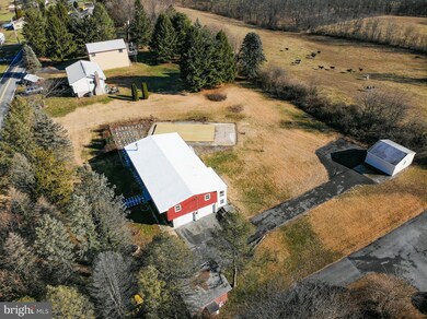 1742 Clearview Rd, Coplay, PA 18037 - photo 3