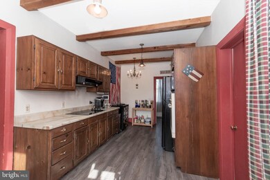 981 Englesville Hill Rd, Boyertown, PA 19512 - photo 2