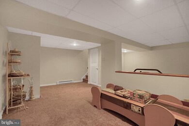 207 Adams Dr, Womelsdorf, PA 19567 - photo 6