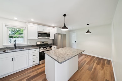 41 Camardo Dr, Wareham, MA 02571 - photo 6