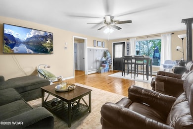 5-web-or-mls-7-print-1805-blaine-street-