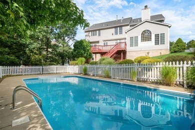 Your Personal Outdoor Oasis Awaits! Seamless Pools