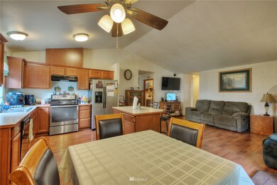 17349 Heather Ln SE, Yelm, WA 98597 - photo 4