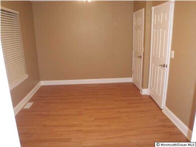 9 Horseshoe Ct unit 25, Tinton Falls, NJ 07753 - photo 7