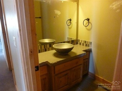 unlisted-address, Bend, OR 97702 - photo 5