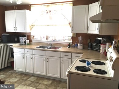 230 Pine St, Tamaqua, PA 18252 - photo 4