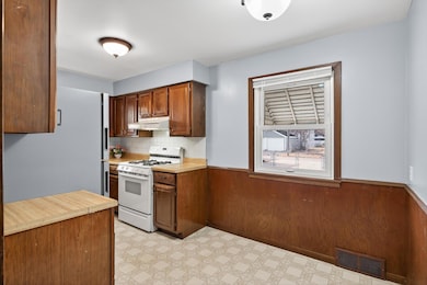 5037 Camden Ave N, Minneapolis, MN 55430 - photo 7