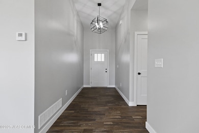 2103 Vinny Ave, Moberly, MO 65270 - photo 3