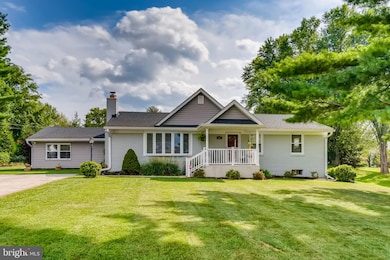 121 Jefferson Ave, Cockeysville, MD 21030 - photo 2