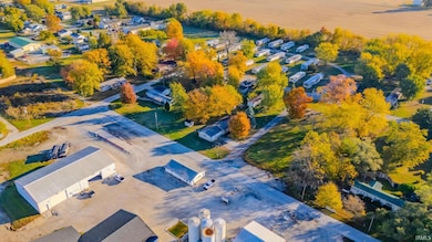 705 E Third St, Fairmount, IN 46928 - photo 6