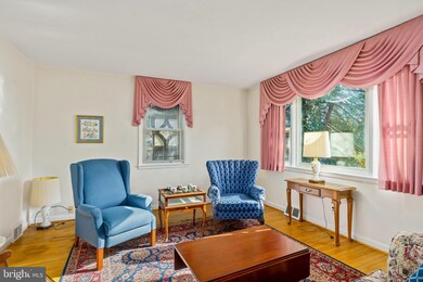 13 Golf Rd, Darby, PA 19023 - photo 5