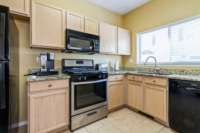 1105 Village Center Pkwy unit 6, Aurora, IL 60506 - photo 5