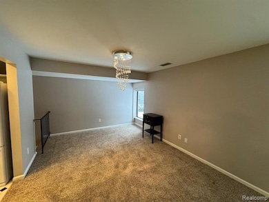 18453 University Park Dr, Livonia, MI 48152 - photo 3