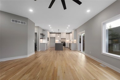 820 SE Partridge Ln, Blue Springs, MO 64014 - photo 7