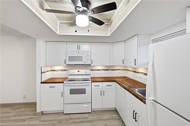 400 18th St unit M1, Vero Beach, FL 32960 - photo 4