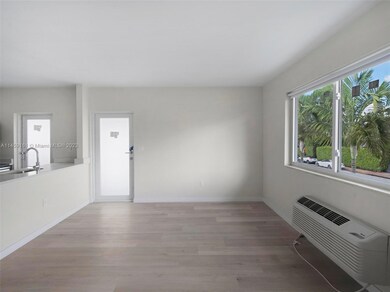 1525 Michigan Ave unit 7, Miami Beach, FL 33139 - photo 3