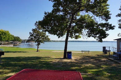 1688 Doc Holiday Dr, Log Cabin, TX 75148 - photo 4