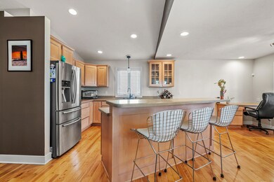 Kitchen003