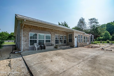 201 Wildflower Ln-2