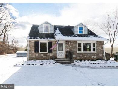 501 Bradford Rd, Oreland, PA 19075 - photo 2