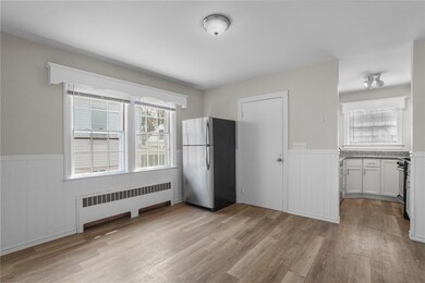 196 Wardlaw Ave, Providence, RI 02908 - photo 5