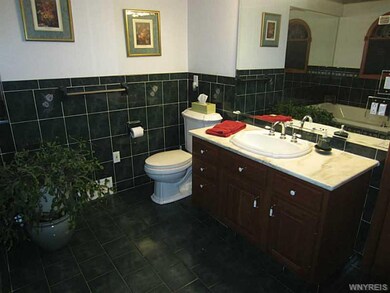Master Bath/Spa