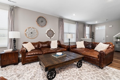 901 Salt Springs Dr, Saline, MI 48176 - photo 6