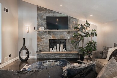 4 John Winthrop St, North Dartmouth, MA 02747 - photo 5