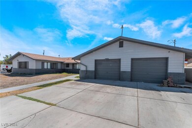Fully remodeled one story home / Casa de un piso t