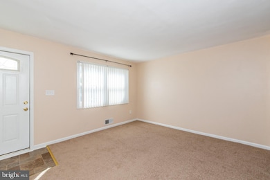 9702 Matzon Rd, Middle River, MD 21220 - photo 5