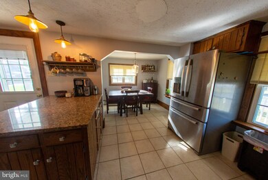 8047 Mentzer Gap Rd, Waynesboro, PA 17268 - photo 2