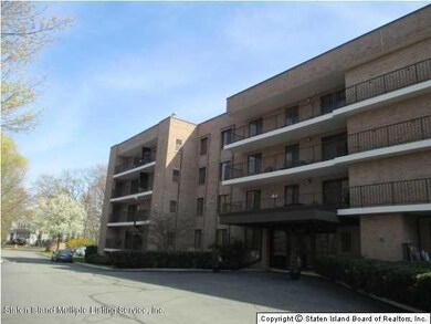3465 Amboy Rd unit 3A, Staten Island, NY 10306 - photo 2