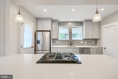 5412 Remmell Ave, Baltimore, MD 21206 - photo 6