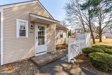 1088 James St unit 1088, Chicopee, MA 01022 - photo 4